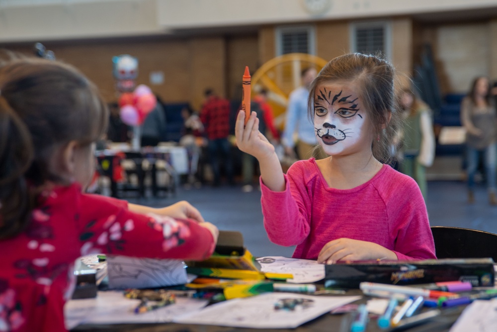 USS Ronald Reagan (CVN 76) hosts 2024 Children’s Holiday Party