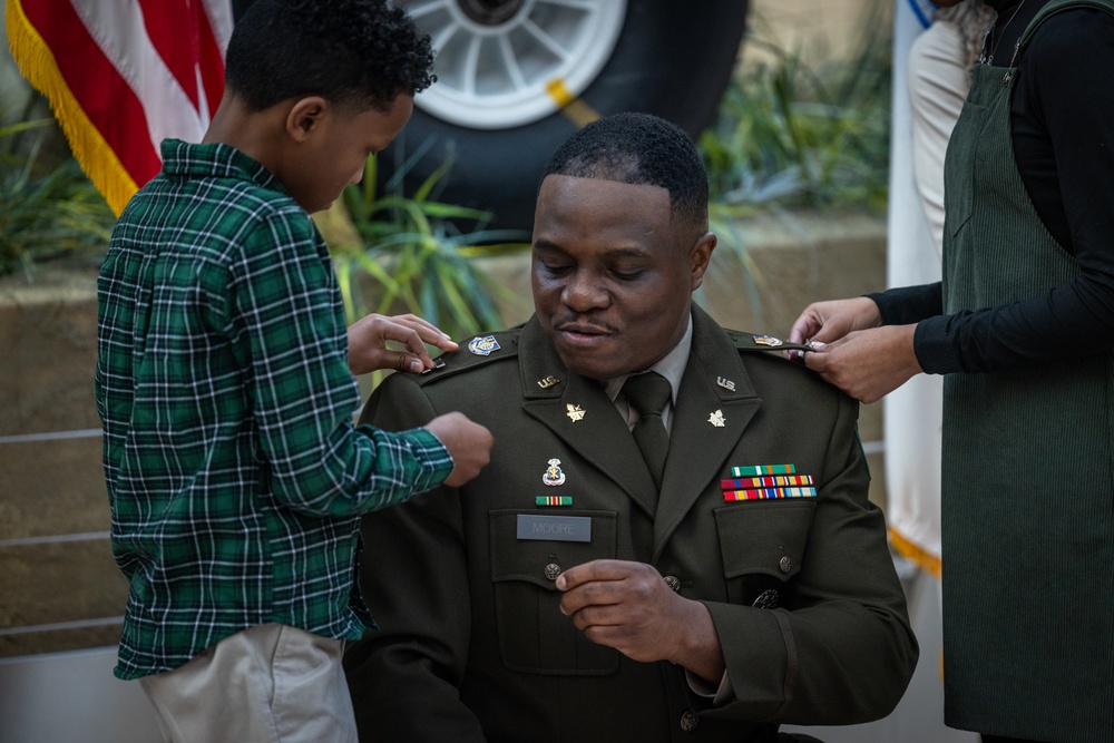 Dallas native directly commissioned to captain at the National Museum of the Marine Corps