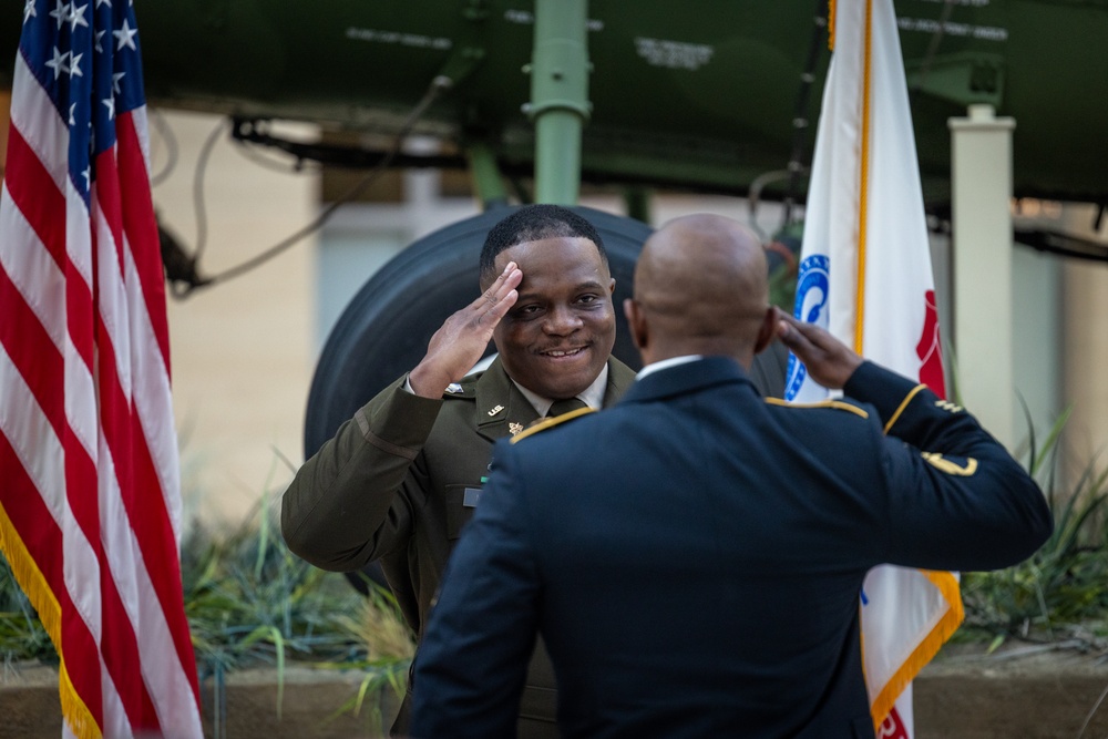 Dallas native directly commissioned to captain at the National Museum of the Marine Corps