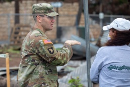RFO Commander, USACE responders visit King Kamehameha III School with teachers, staff