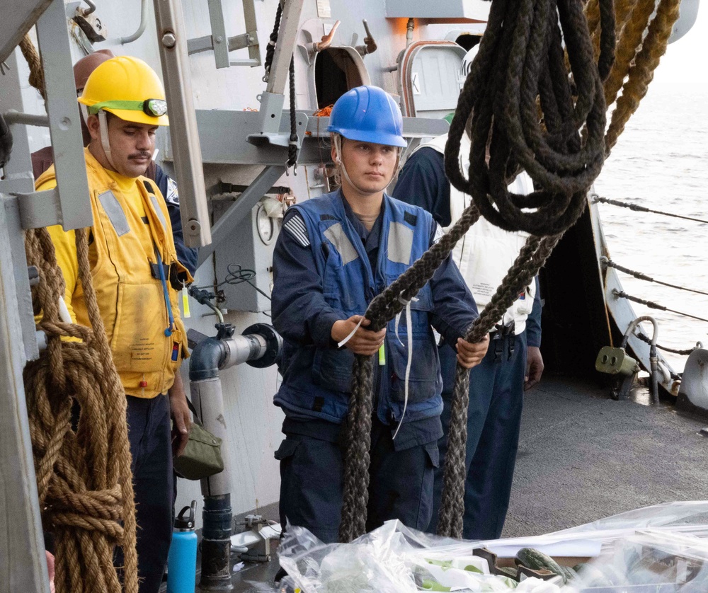 USS Mason Conducts a Replenishment-at-Sea with USNS Kanawha in support of Operation Prosperity Guardian