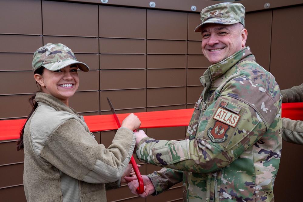 Ribbon cutting marks opening of new intelligent lockers for SSPO patrons