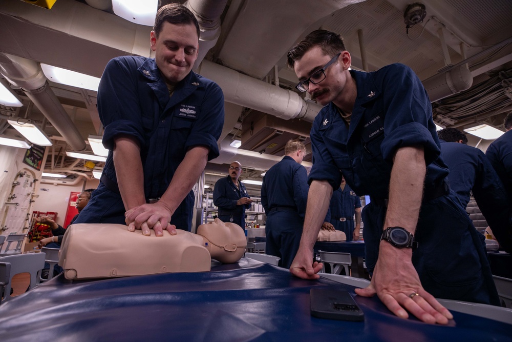 USS Laboon Conducts CPR Training in the Red Sea