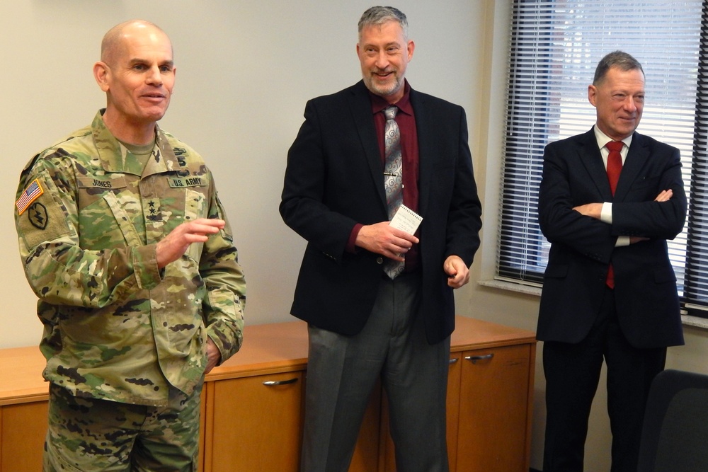 IMCOM Commanding general says thank you to garrison team