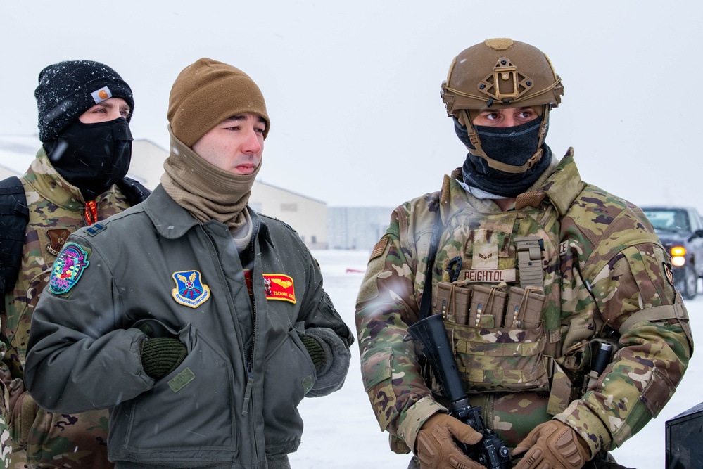 Exercise Prairie/Bayou Vigilance 24-2 - Maintaining the flight line