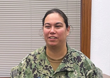 Missouri Sailor earns Honors as NMFSC Command Career Counselor of the Year