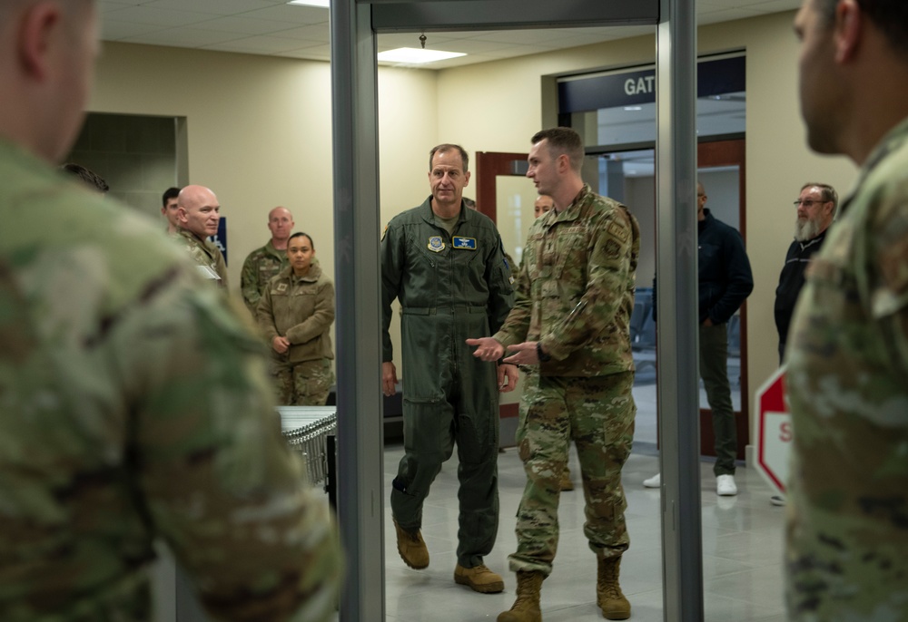 18th Air Force Commander visits Joint Base Charleston