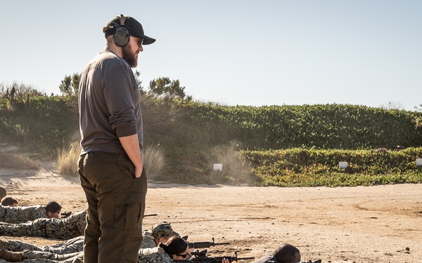 NMCB-5 Participates in M4 Qualification Course