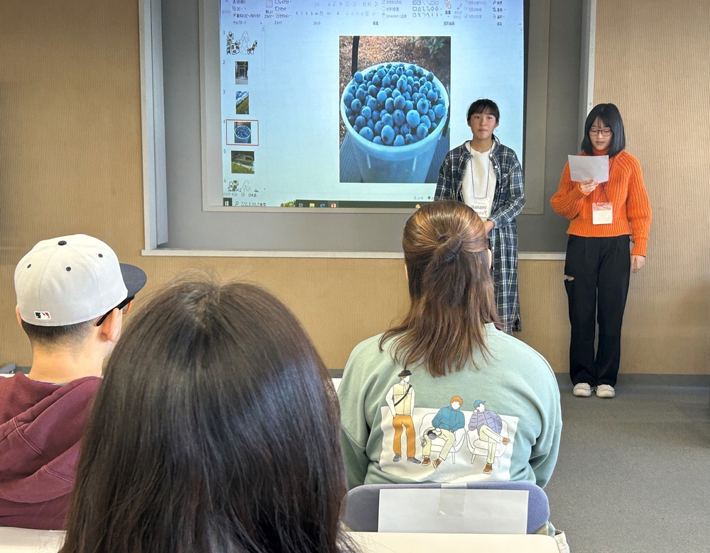 Camp Zama residents participate in language exchange with Japanese students