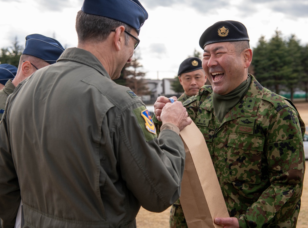 US, international airborne forces soar in annual New Year's Jump