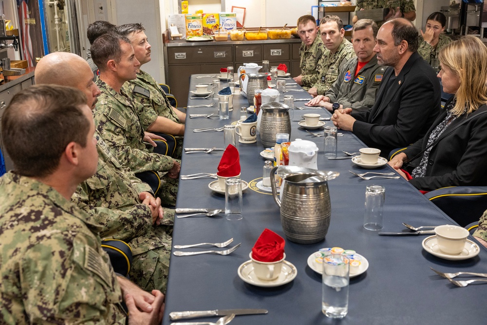 U.S. Ambassador to Singapore visits USS Stethem Sailors