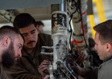 480th FGS Phase Section keeps F-16s in sky