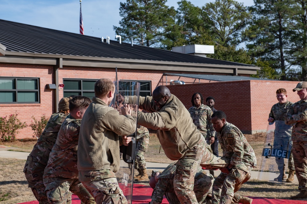 Security Forces Confrontation Managment training