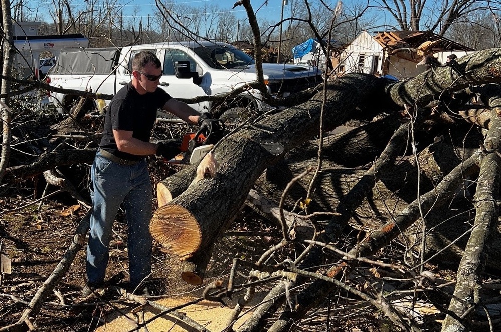 Army Explosive Ordnance Disposal officer leads team during tornado recovery efforts