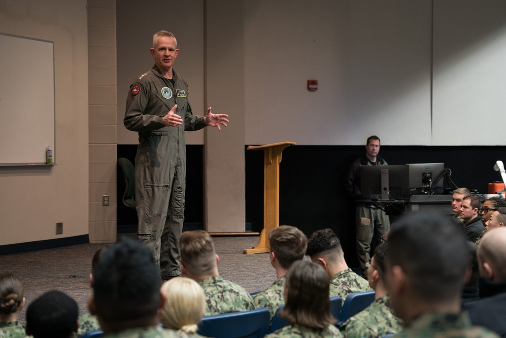 U.S. 2nd Fleet Commander Speaks with ODU NROTC