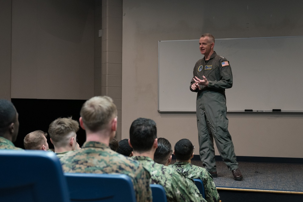 U.S. 2nd Fleet Commander Speaks with ODU NROTC