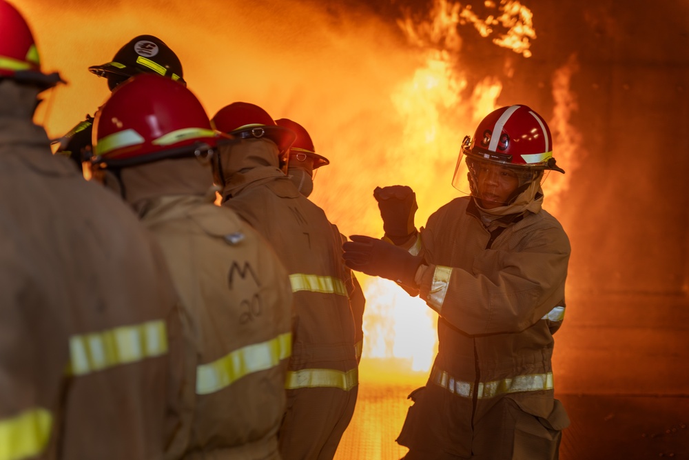 New Accession Sailors Participate in GSF Course