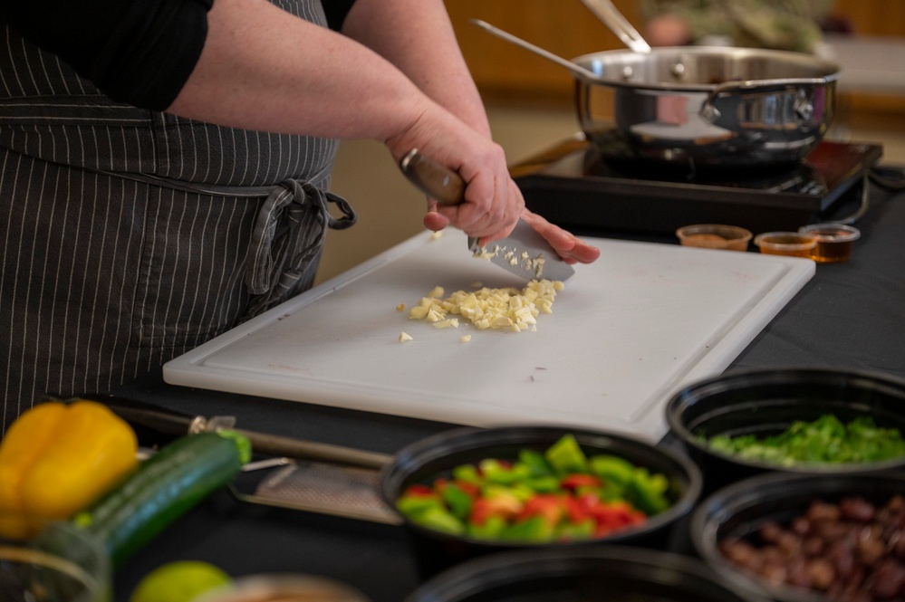 Vermont Airmen Learn Healthy Cooking