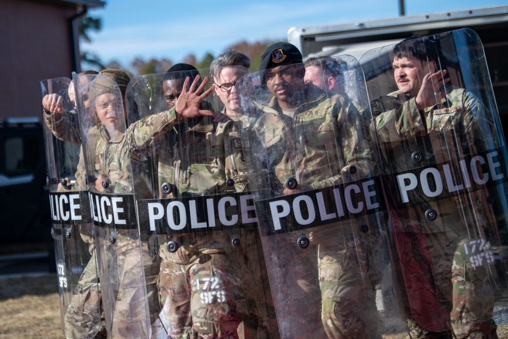 172nd SFS Handcuff and Confrontational Management Training 2023