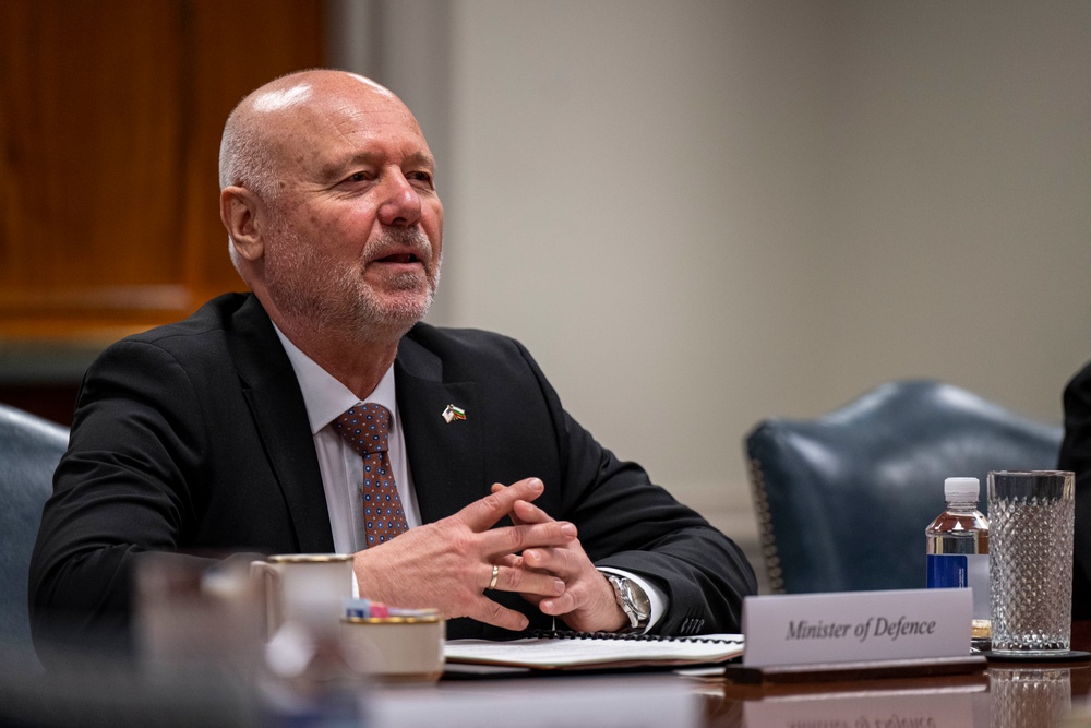 DSD Hosts Bulgaria MoD at Pentagon