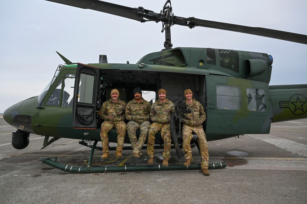 Malmstrom Airmen rescue distressed hiker from a Montana park