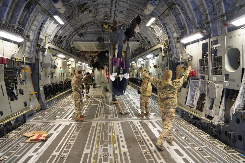 Aircraft maintenance Airmen critical part of Pave Hawk transport mission