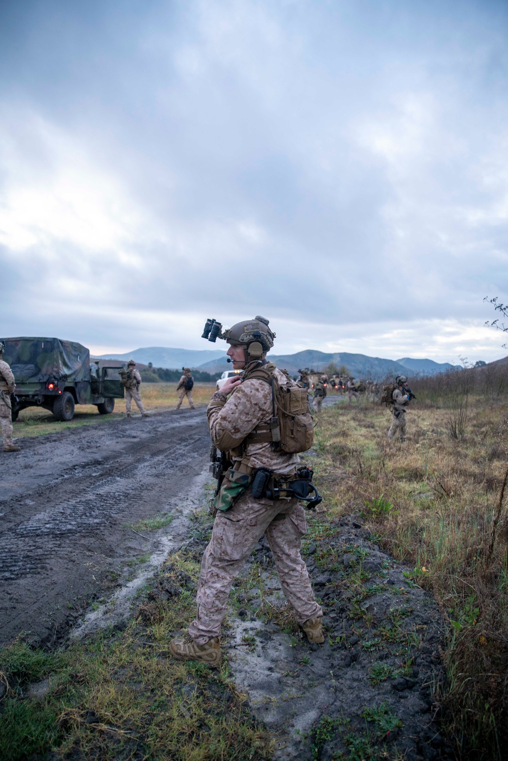 15th MEU Reconnaissance Company Conducts Raid During Amphibious Assault