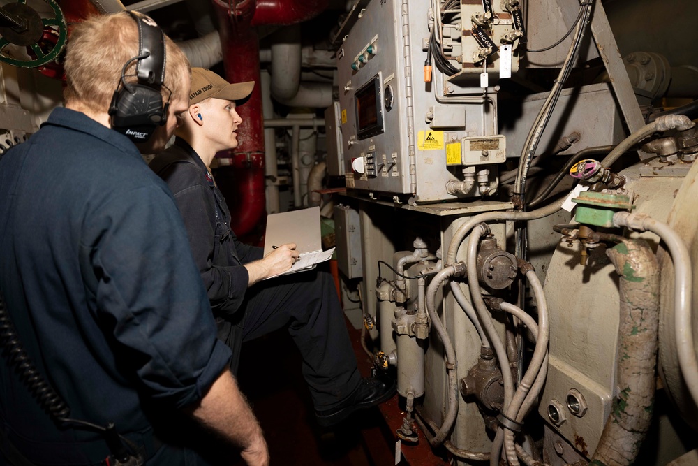 USS Bataan conducts routine operations