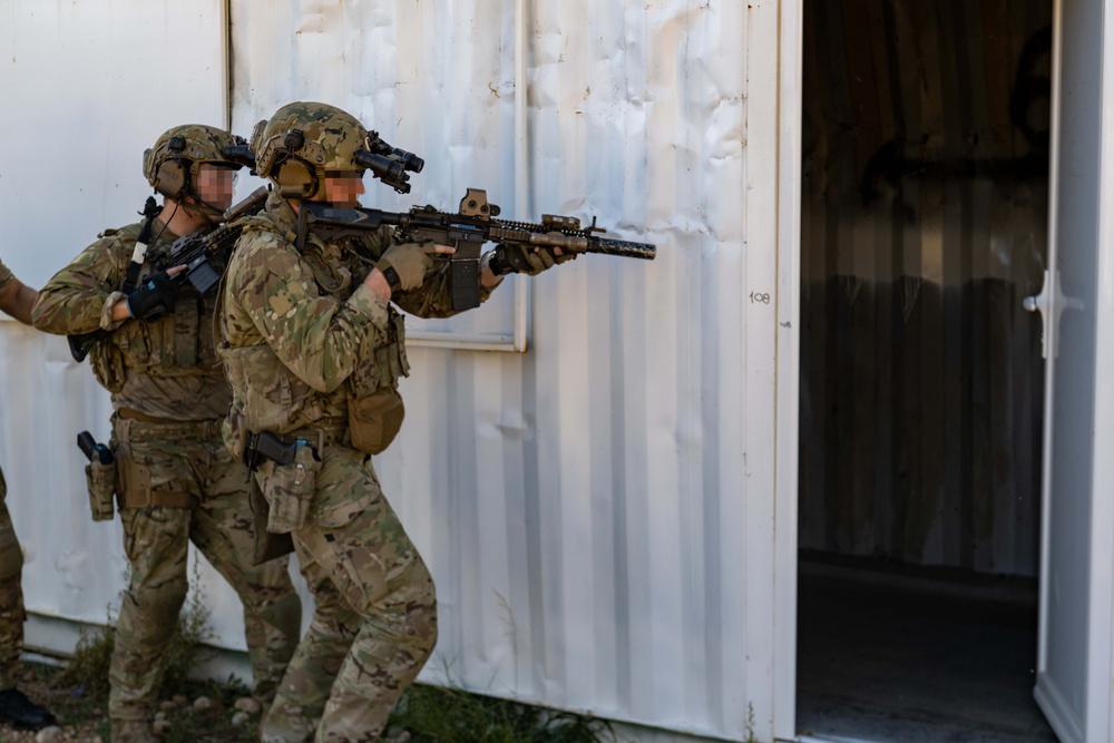 NSW Conducts Bilateral Training with Allied Special Operations Forces