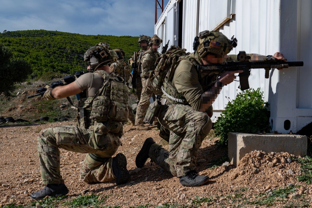 NSW Conducts Bilateral Training with Allied Special Operations Forces