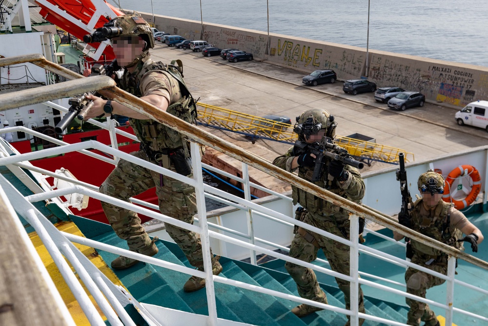 NSW Conducts Bilateral Training with Allied Special Operations Forces