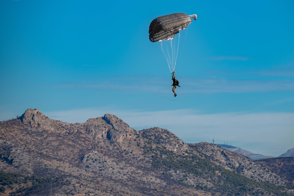 NSW Conducts Bilateral Training with Allied Special Operations Forces