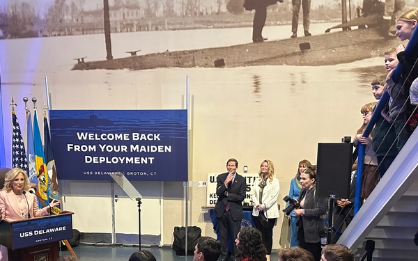 First Lady of the United States visits crew and families of the USS Delaware