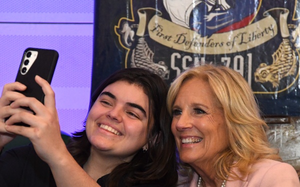 First Lady of the United States visits crew and families of the USS Delaware