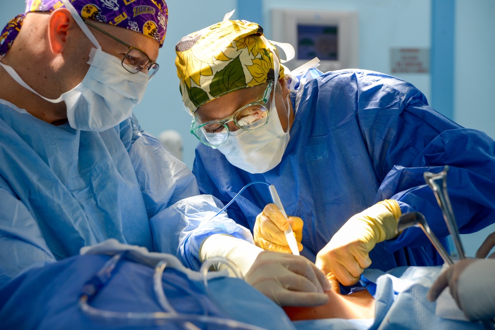 DVIDS Images Pacific Partnership 2024 1 Surgery Aboard USNS Mercy   1000w Q95 