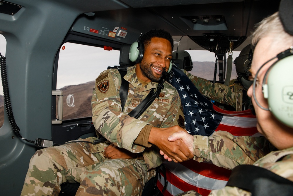 Nevada Guard Aviation Regiment elevates military pride with reenlistment ceremony above Lake Mead