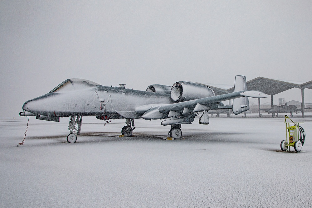 Winter Weather Arrives at Selfridge Air National Guard Base