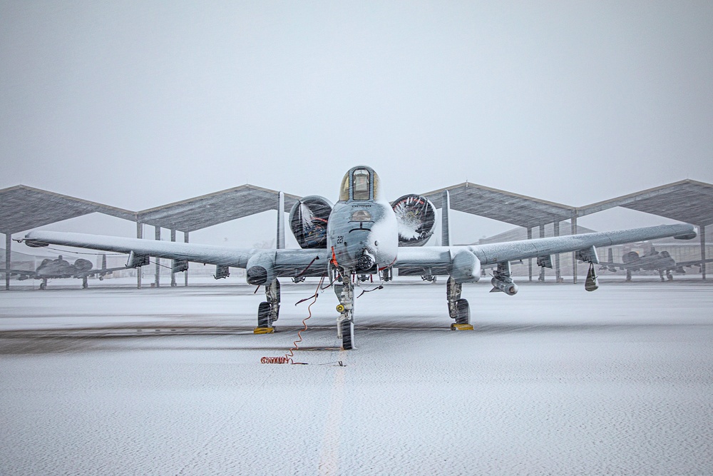 Winter Weather Arrives at Selfridge Air National Guard Base