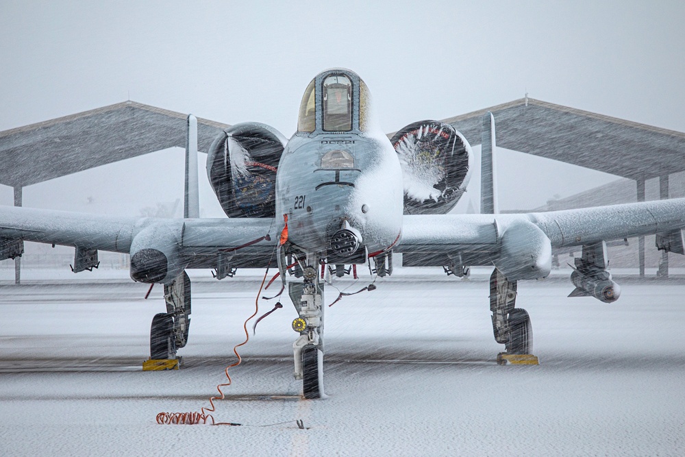 Winter Weather Arrives at Selfridge Air National Guard Base