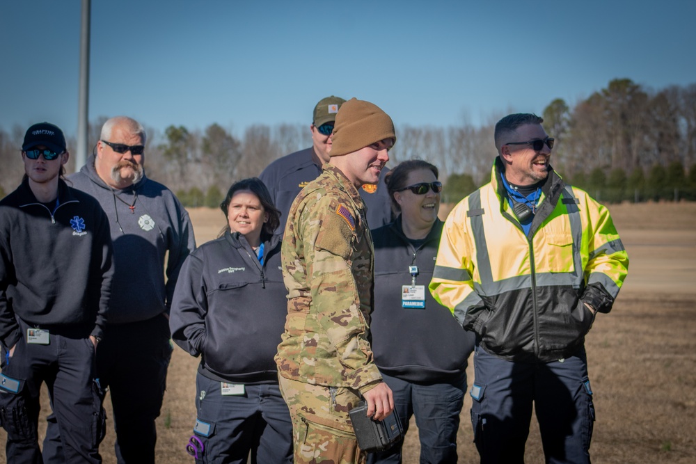 MEDEVAC Aircrew Members from 101st Combat Aviation Brigade Engage with Oxford, MS EMS Professionals