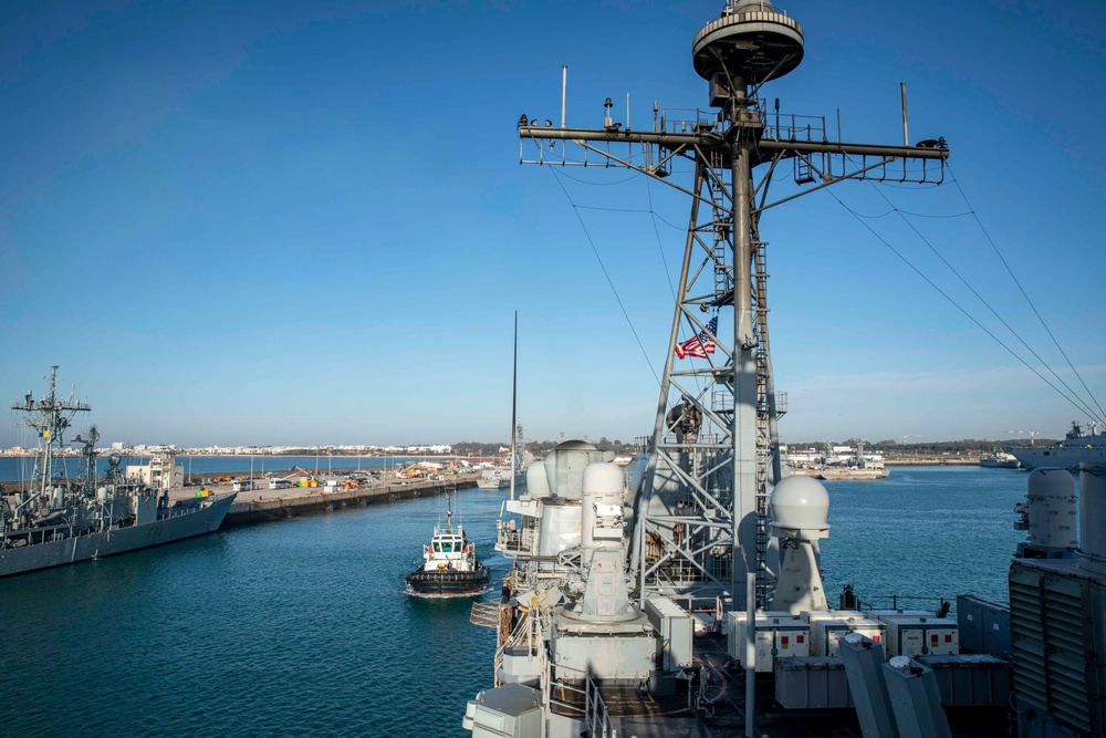 USS Normandy Departs NAS Rota