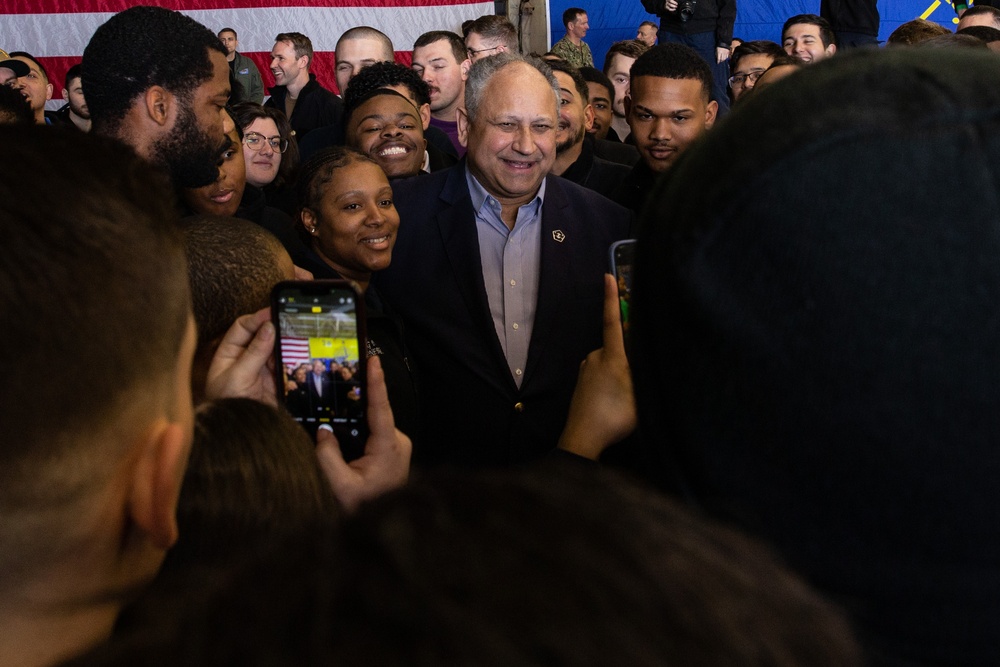 SECNAV visits USS Gerlad R. Ford (CVN 78)