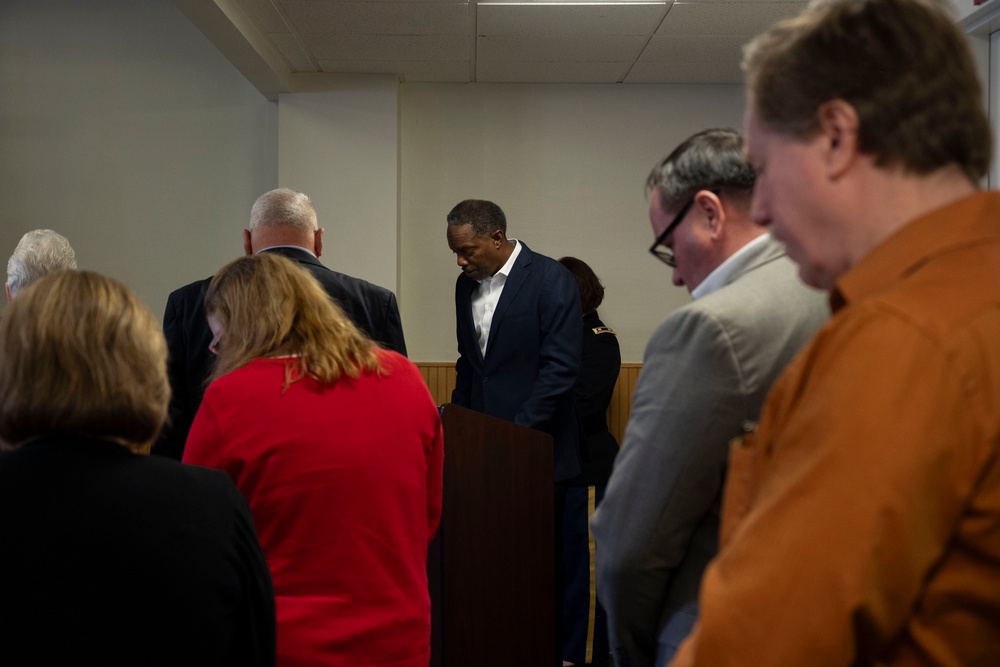 Friends, family, colleagues gather for USAMMDA systems integration chief’s Full-Bird promotion
