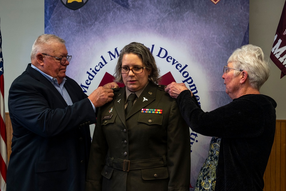 Friends, family, colleagues gather for USAMMDA systems integration chief’s Full-Bird promotion