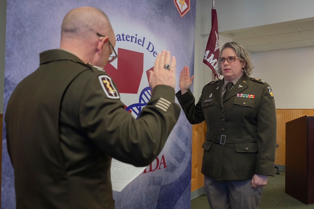Friends, family, colleagues gather for USAMMDA systems integration chief’s Full-Bird promotion