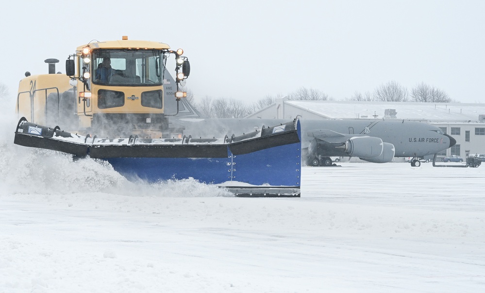 Supporting Global Airpower in All Weather: Selfridge Air National Guard Base KC-135T Stratotankers