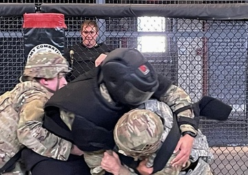 Guardians graduate from Fort Carson combatives course