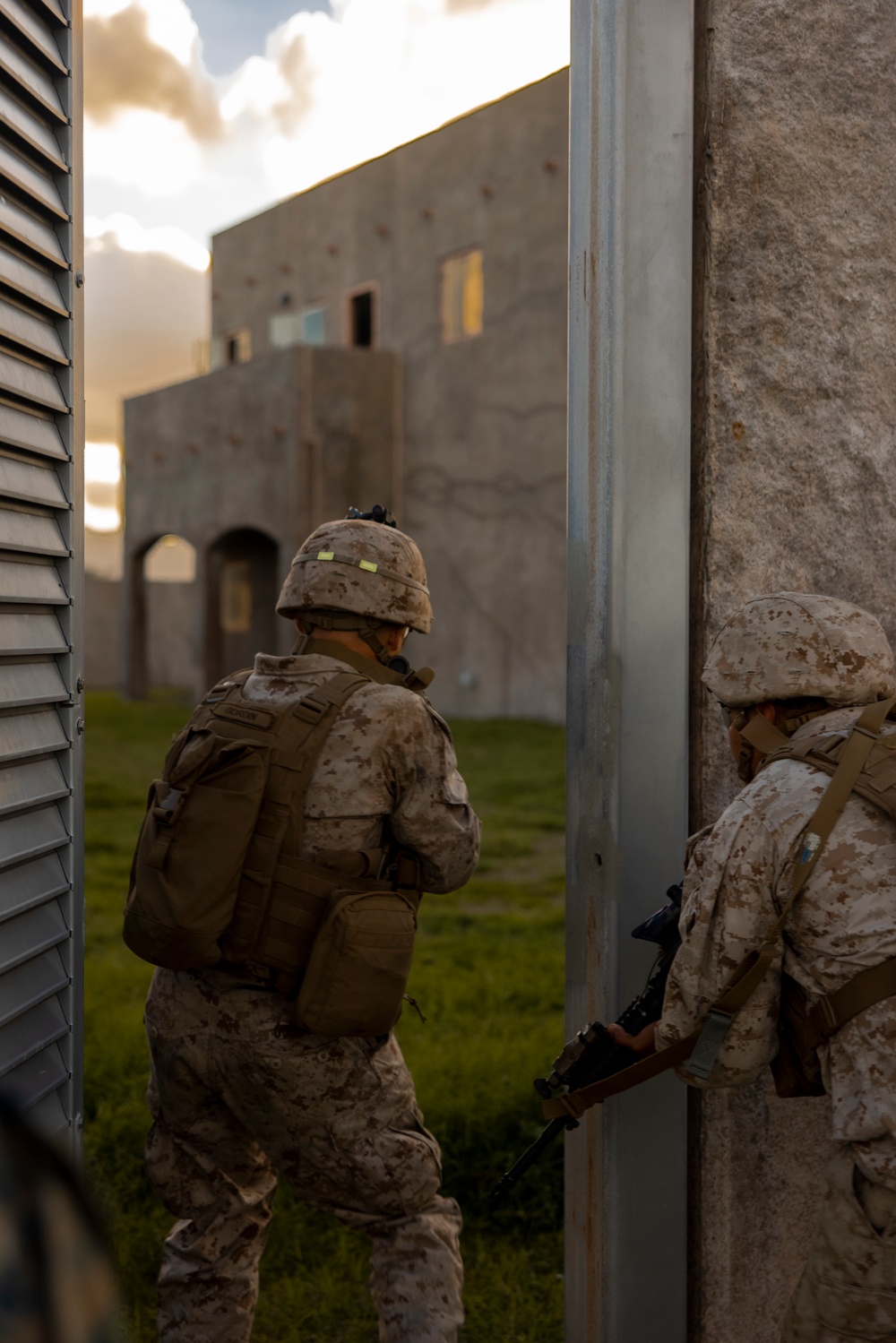 Knock Knock: Headquarters Battalion Conducts Field Exercise