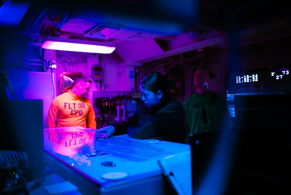 Flight Deck Control Nighttime Operations