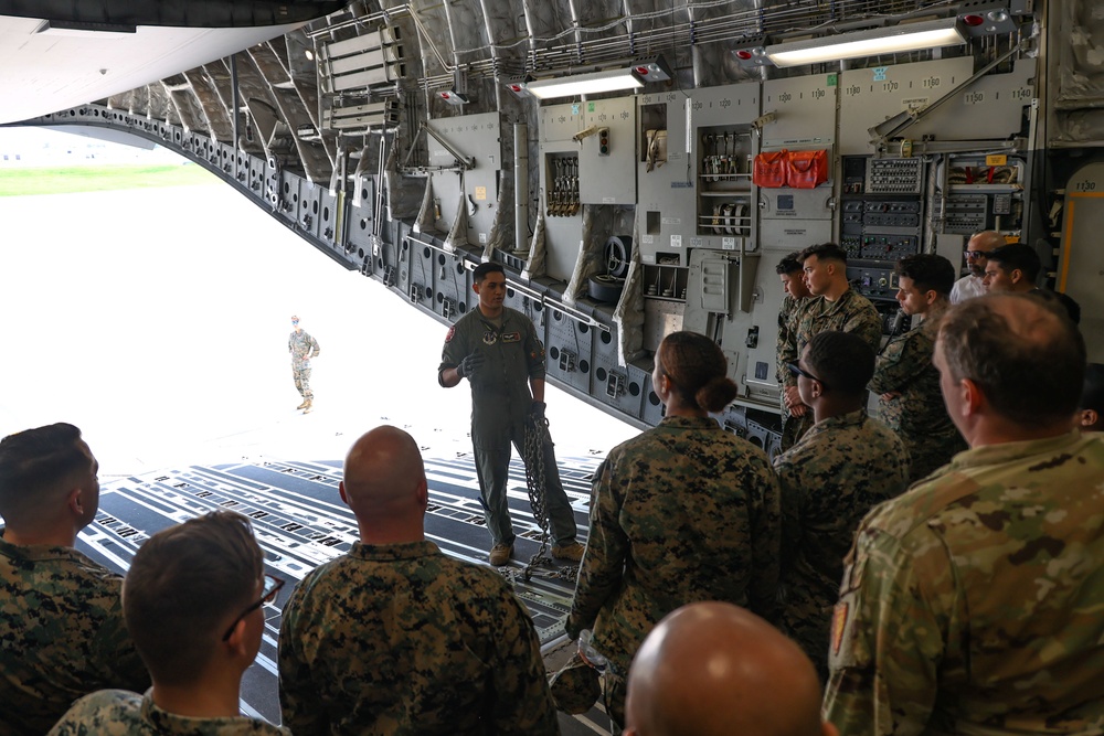 III Marine Expeditionary Force Marines tour U.S. Airforce C-17 Globemaster III